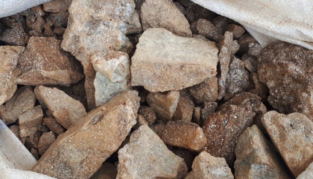 60 تن سنگ قاچاق در ارزوئیه کشف شد