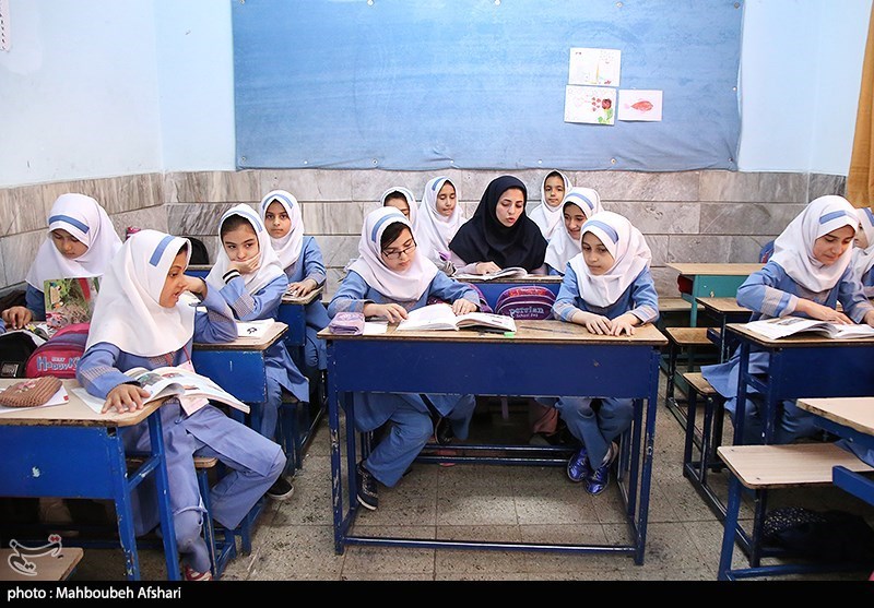 13 هزار معلم کرمانی تا چهار سال دیگر بازنشسته می‌شوند