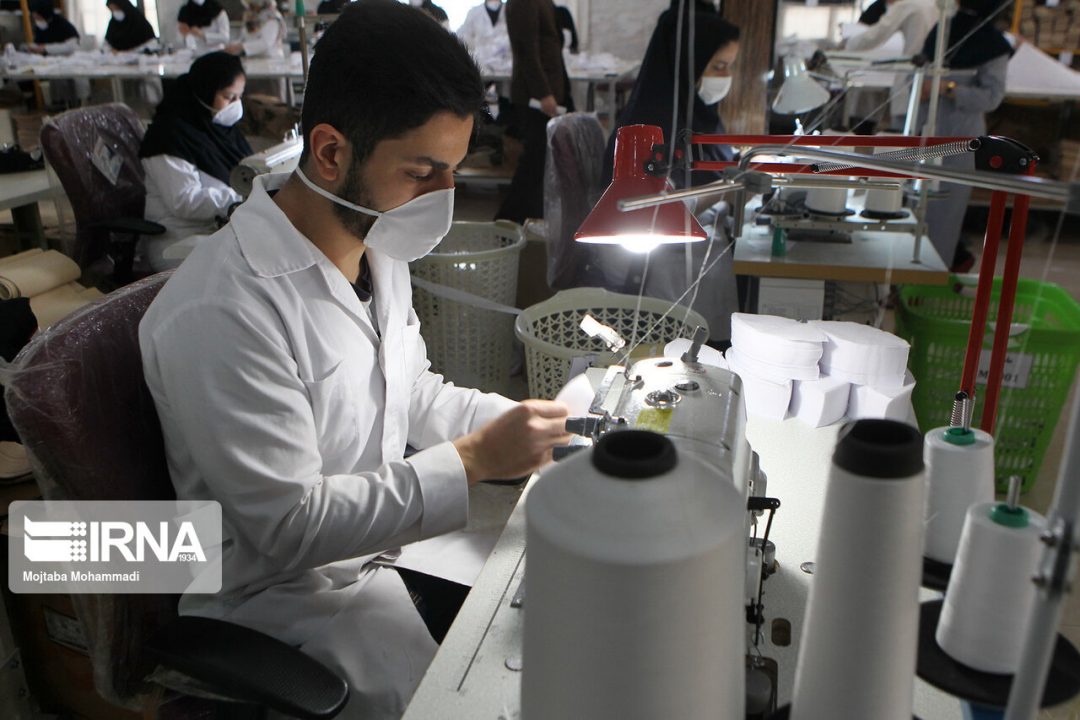 ایران خودرو و سایپا ماسک تنفسی تولید می‌کنند