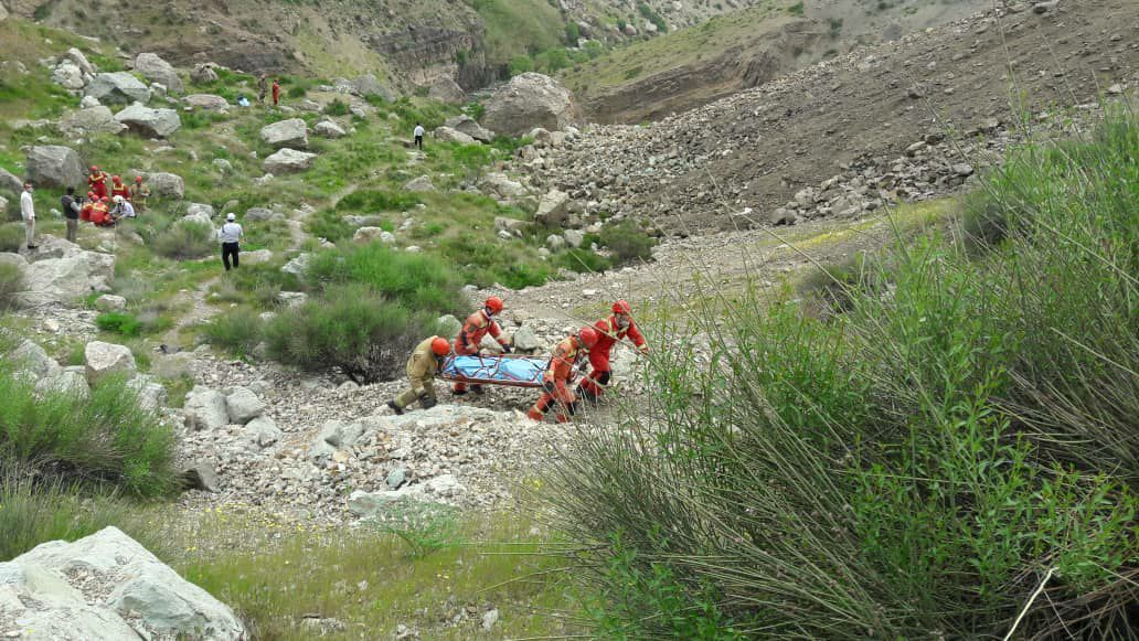 سقوط یک گردشگر از ارتفاعات سیرچ