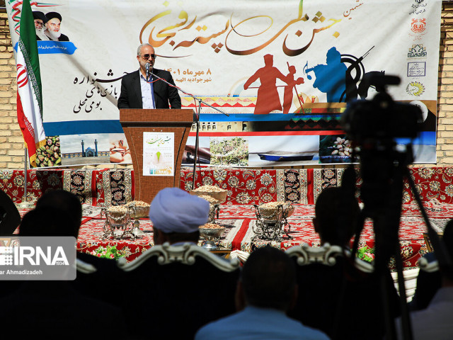امسال فقط ۱۰ درصد میانگین سالانۀ پسته تولید شده است