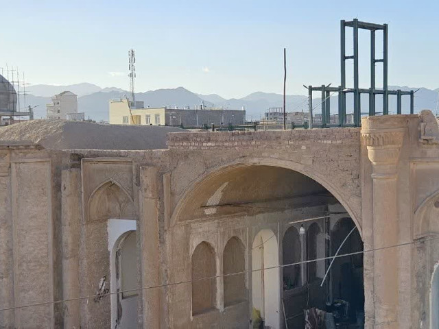  تعرض به منظر تاریخی خانه نصرت‌الممالک اختیارآباد!