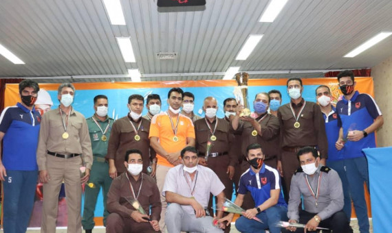 جام قهرمانی لیگ یک به کارگران مس سرچشمه اهدا شد