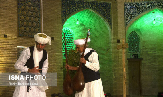  جشنواره موسیقی نواحی مایۀ دلگرمی هنرمندان است   