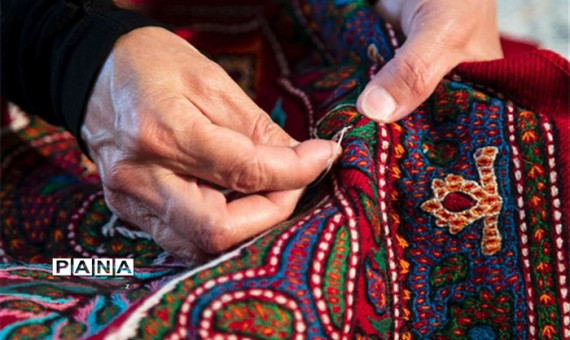 نخستین دو سالانۀ هنرهای سنتی کرمان برگزار می‌شود