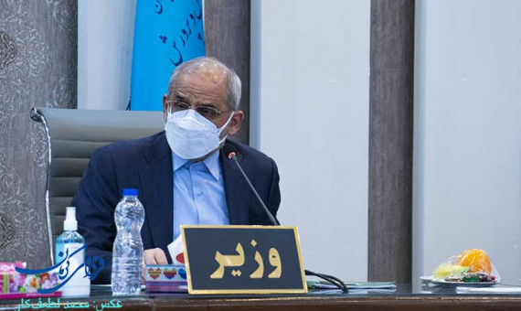 مدیر مدرسه ارتباط با خانوادهها را جدی بگیرد