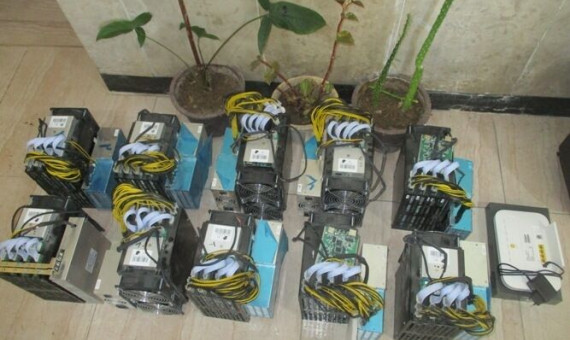 33  دستگاه ماینر از یک منزل مسکونی در کرمان کشف شد