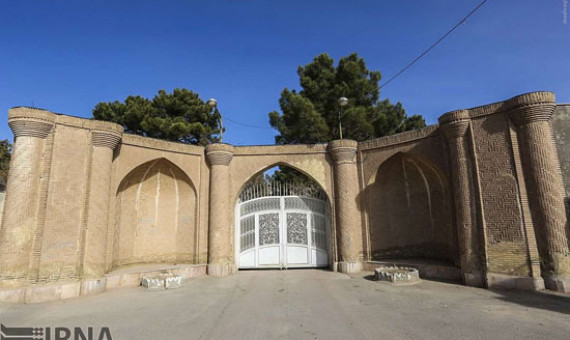 آقای استاندار؛ ساختمان کنسولگری کرمان را دریابید!