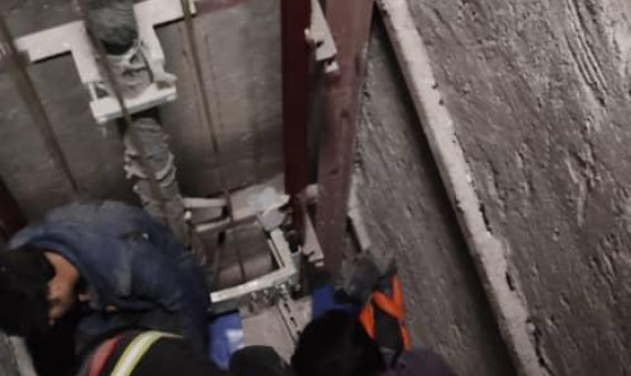 سقوط آسانسور در کرمان دو مجروح بر جا گذاشت