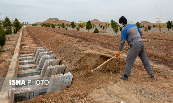 ارتش اجازۀ بهره‌برداری از آرامستان جدید کرمان را نمی‌دهد!  