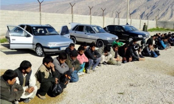 ۱۵ خودرو حامل اتباع خارجی غیرمجاز در کرمان متوقف شد