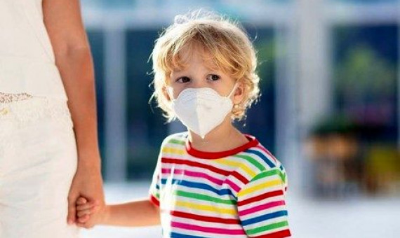   اومیکرون بیش‌تر بچه‌ها را هدف قرار داده است