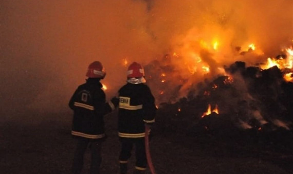 آتش‌سوزی در بازار کرمان خسارات جبران‌ناپذیری به‌بار می‌آورد  