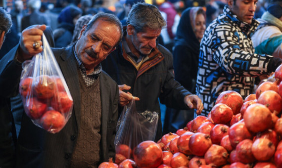  کمبودی در کالاهای اساسی شب یلدا نداریم 