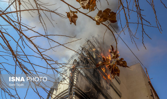 آتش‌سوزی مجتمع تجاری صالح‌المهدی به روایت تصویر