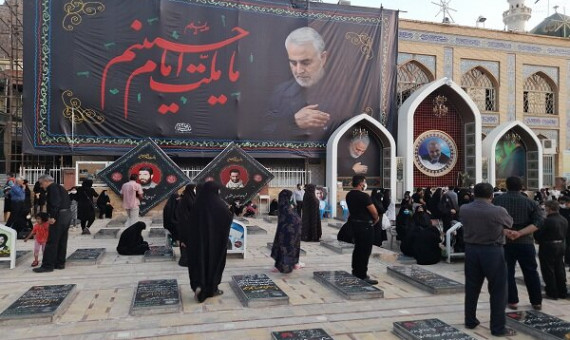 ورودیهای گلزار شهدا کرمان مسدود است