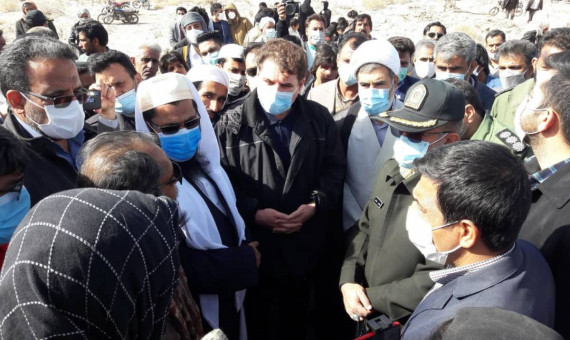   حضور استاندار کرمان در مراسم خاکسپاری دو کودک ریگانی