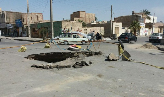  در برخی نقاط شهر هر سه، چهار ماه یک بار فرونشست داریم    