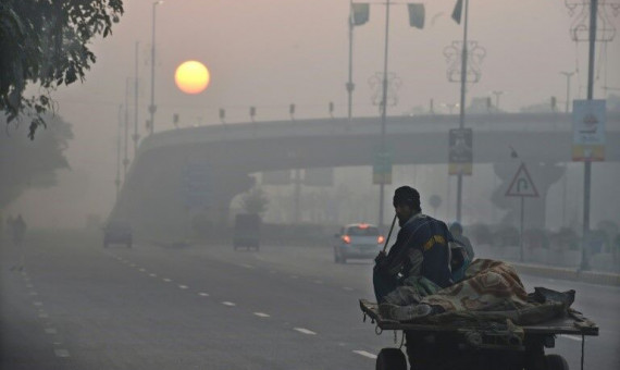 آلودگی هوا در ایران سالانه جان ۴۴۰۰ نفر را می‌گیرد