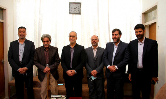  نمایشگاه دائمی کتاب در کرمان راه‌اندازی شود