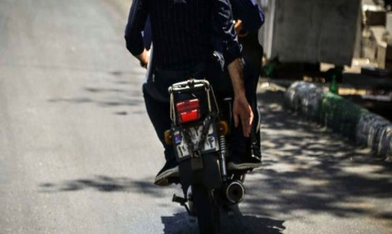 دو سارق کش‌رو زن در کرمان دستگیر شدند