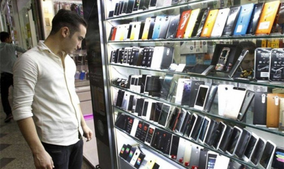 واردات تلفن همراه کاهش یافت