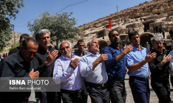 مراسم جوش‌زنی در روستای جهانی میمند برگزار می‌شود