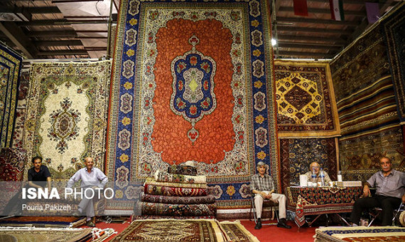 واردات خودرو به ازای صادرات فرش غیرممکن است