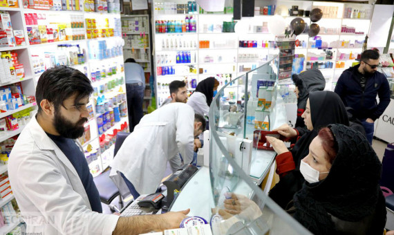 طلب ۴ هزار میلیارد تومانی داروخانههای کرمان از بیمهها