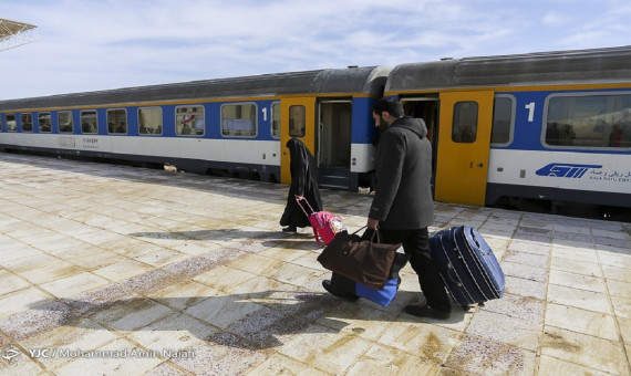 پیش‌فروش بلیت قطارهای مسافری برای دی‌ماه