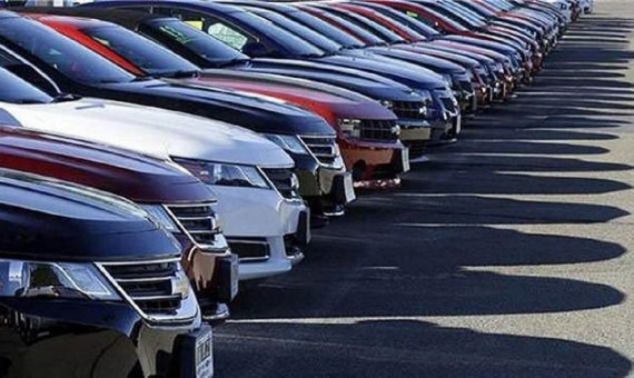 ثبتنام ۱۱۹ هزار نفر در سامانۀ خودروهای وارداتی
