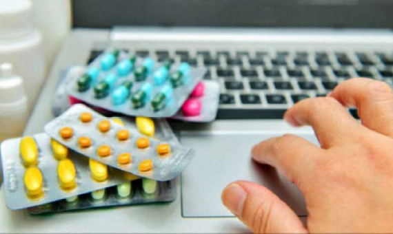 پلتفرم‌هایی که اینترنتی دارو می‌فروشند مجوز ندارند