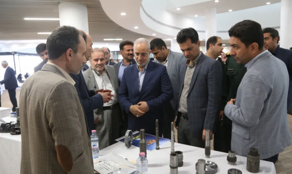 طرحهای تولیدی نباید معطل کارهای اداری شوند
