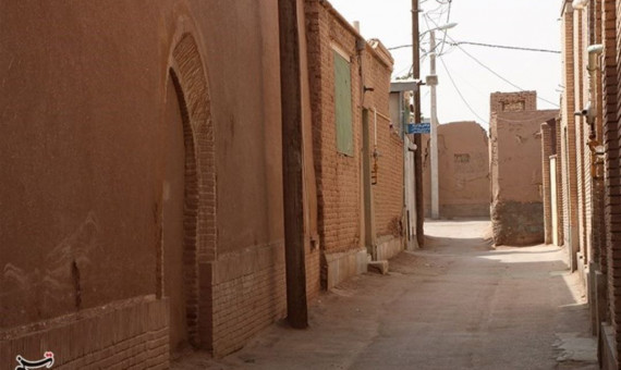 هشدار دربارۀ خانه‌های ناایمن در محدودۀ بازار تاریخی کرمان
