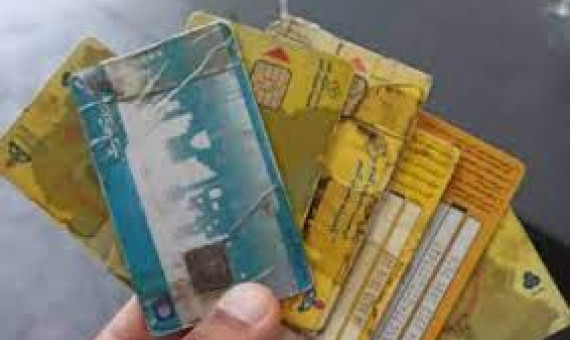  دستگیری یک متهم با 44 کارت سوخت در بم