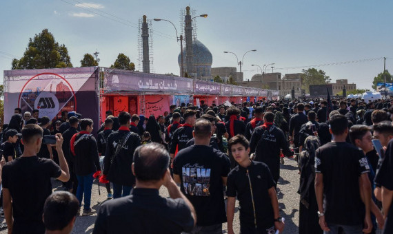 موکب گلگهر در اربعین میزبان خیل عظیم عزاداران حسینی بود