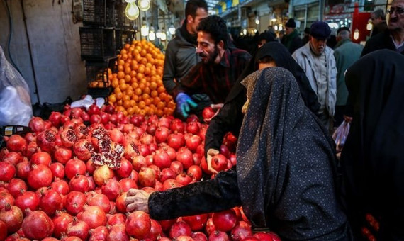 بازار میوه در کرمان رونقی ندارد