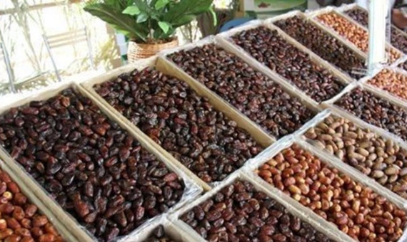 فروشندۀ تقلبی خرما جیب شهروند کرمانی را خالی کرد 