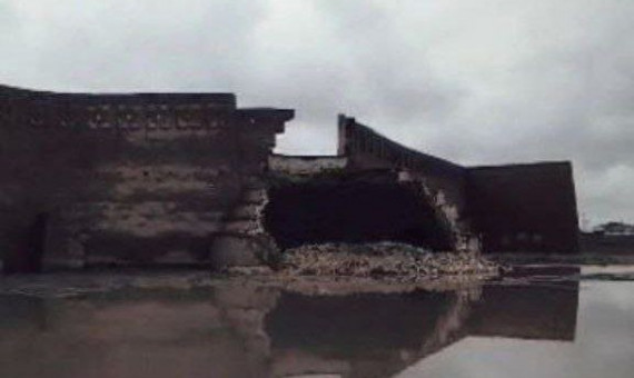  تخریب تعدادی از بناهای تاریخی سیرجان در اثر بارندگی