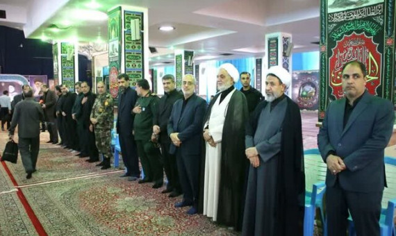 مراسم بزرگداشت آیتالله رئیسی در حسینیه ثارالله کرمان برگزار شد