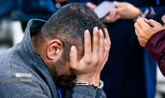 12 جاعل و کارچاق‌کن در کرمان بازداشت شدند