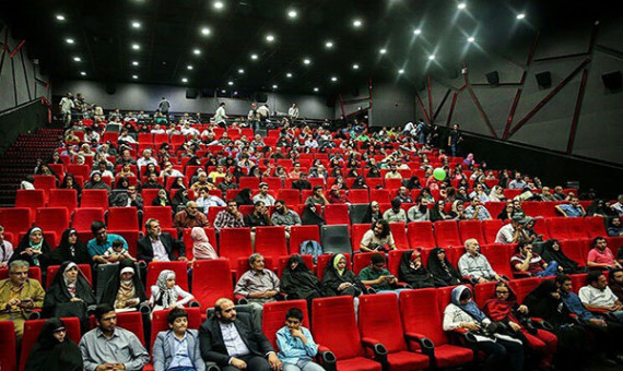 اکران آثار منتخب جشنواره فیلم فجر در سینماهای شهر کرمان