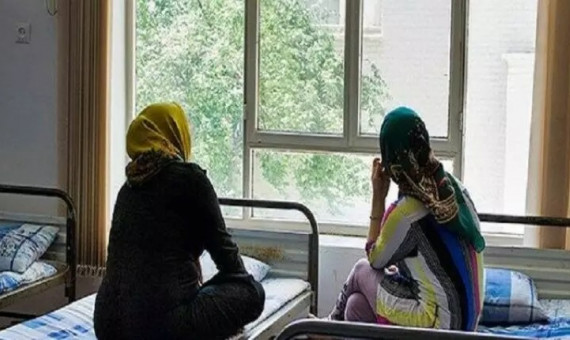 احداث کمپ ماده ۱۶ ویژۀ بانوان در کرمان پیگیری میشود