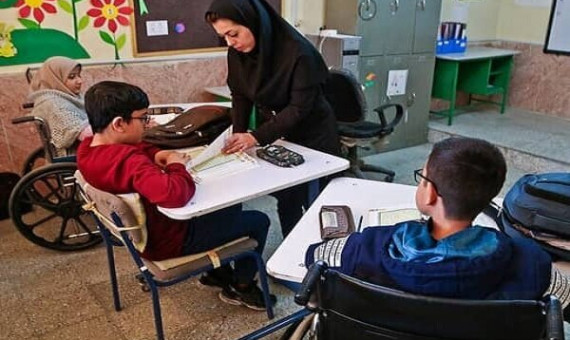کمبود فضای آموزشی استاندارد برای دانشآموزان معلول در کرمان