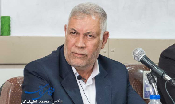 به انتقال آب خلیج‌فارس به کرمان متعهد هستم