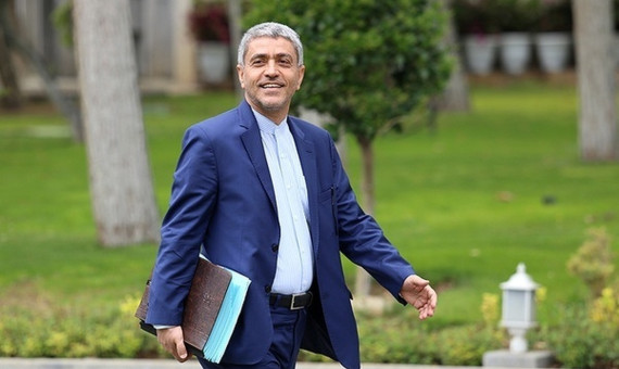طیبنیا گزینۀ اول وزارت اقتصاد