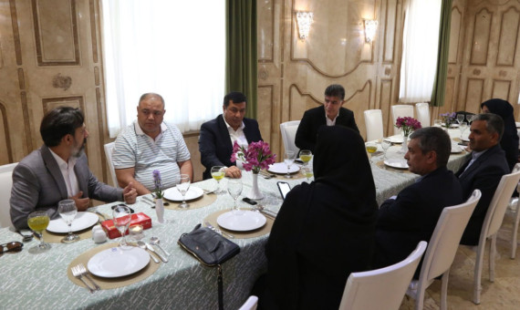 پیشنهاد تشکیل بازار مشترک فرش کرمان و بخارا