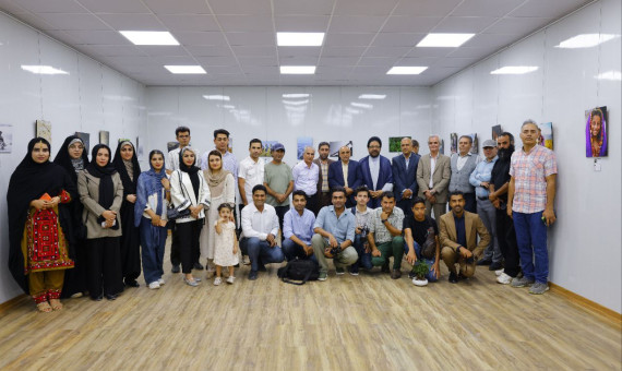 نمایشگاه گروهی عکس هلیل در جیرفت برگزار شد