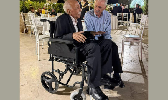 همه از زیر شنل نوابزاده بیرون آمدهایم