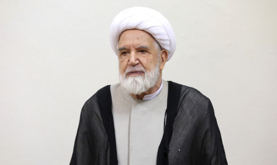 ایرانِ امروز با ارادهٔ آهنین ملت هرگز تسلیم نخواهد شد